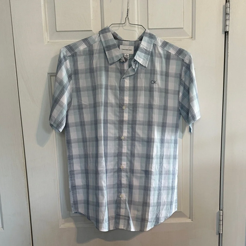 Calvin Klein Jeans youth XL blue plaid short sleeve button down shirt